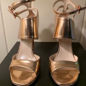 Ruthie Davis Rosegold sandals